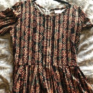 LuLaRoe Amelia L